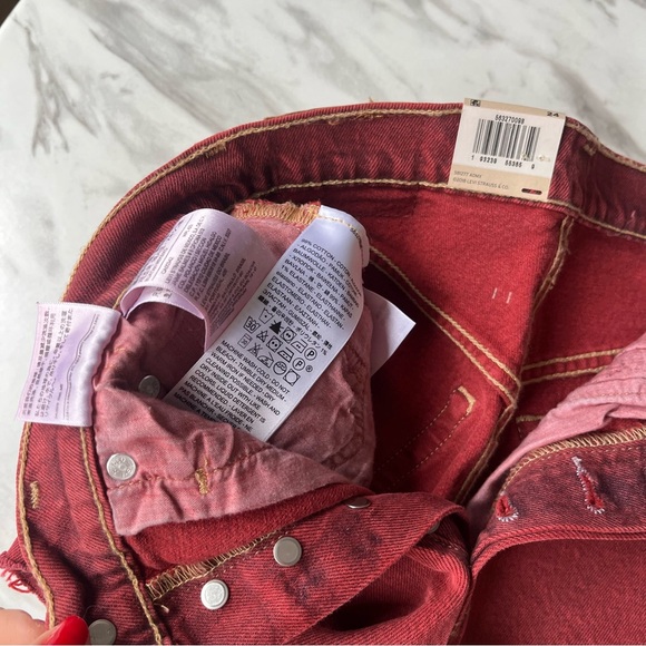 Levi’s 501 Red/Brick Wash Cut-Off Denim Shorts Waist 24 Raw Hem Women NWT - Picture 2 of 7